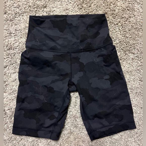 Lululemon Align shorts - Picture 3 of 3